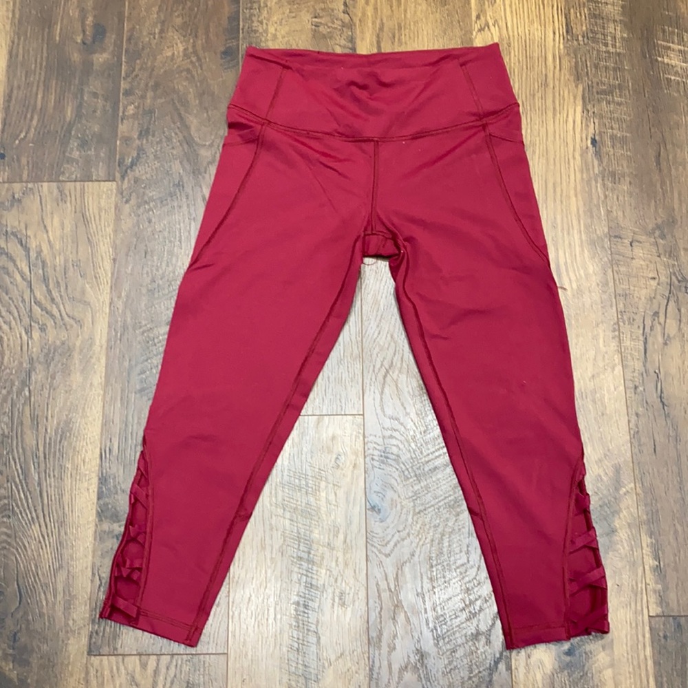 Medium Victoria’s Secret Sport Capris